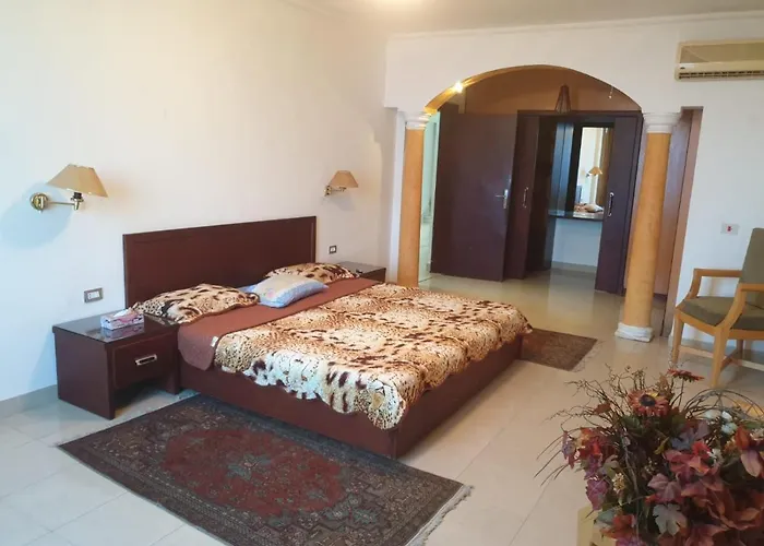 ديلوكس مطله علي البحر Villa Sarm es-Sejk